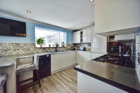 Modern Open Plan Kitchen