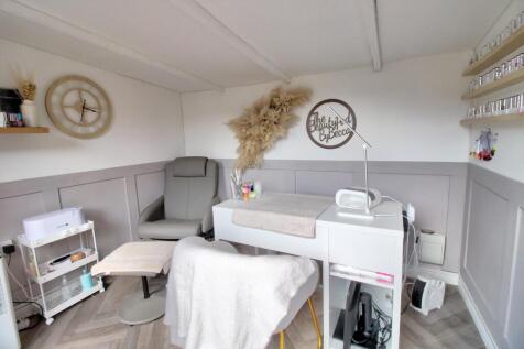 Garden office interior