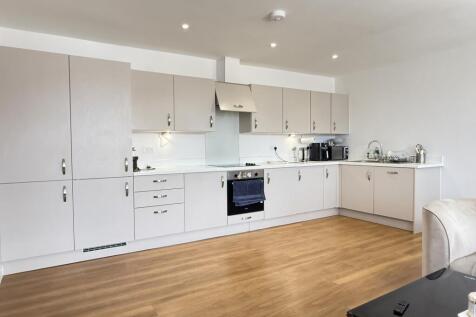 Living / Kitchen