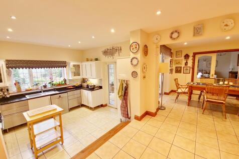 Kitchen/Dining/Family Room