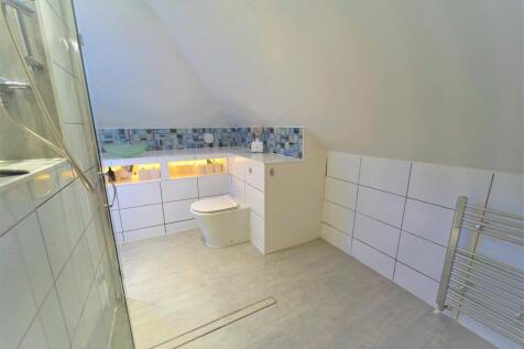 Bathroom upstairs