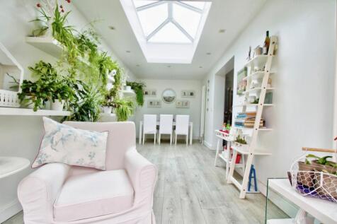 Garden room