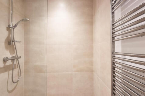 09_INT_32_Bathroom2