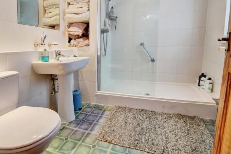 685ce0a3-Ensuite 202