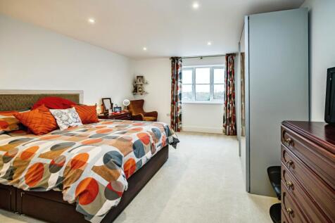 3montgomerycourt-7