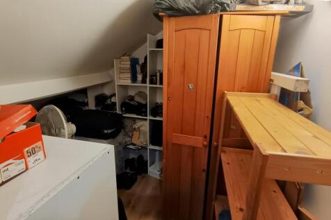 Storage in Bedroom 4