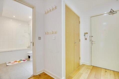 842a1373hdr