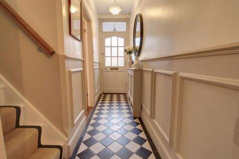 Hallway 1a