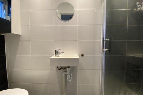 ground floor shower room
