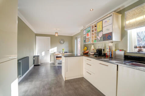 Kitchen 3