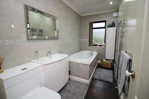 Ground floor Bathroom