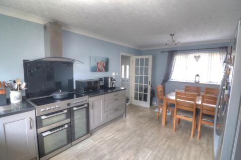 Kitchen 4