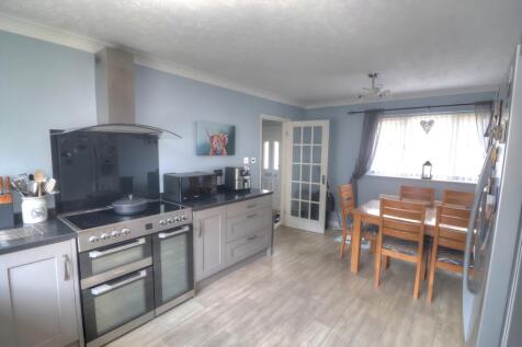 Kitchen 4