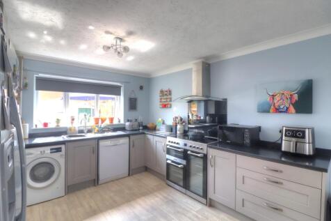 Kitchen 3