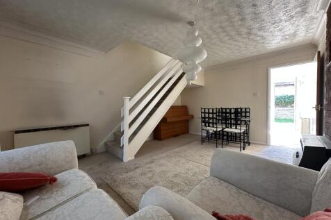 Lounge 1