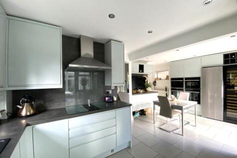 kitchen/breakfast room