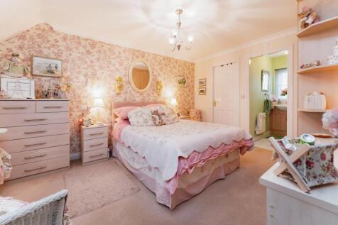 Bedroom 1 with Ensuite