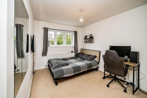 13meadoway029