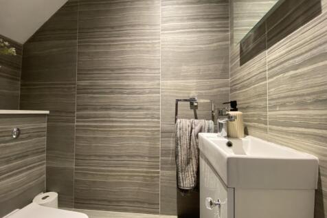ground floor WC