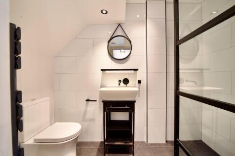 Shower Room (1)