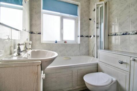 First Floor Bathroom