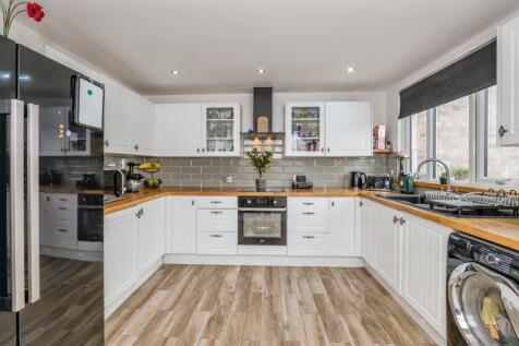 26thewillowsthewillowsbasildonss132es-8
