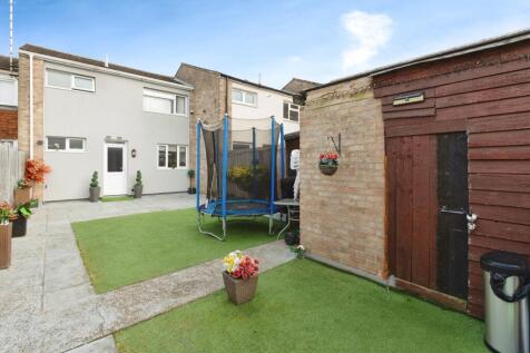 26thewillowsthewillowsbasildonss132es-22