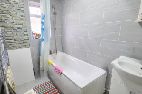 Ground floor Bathroom