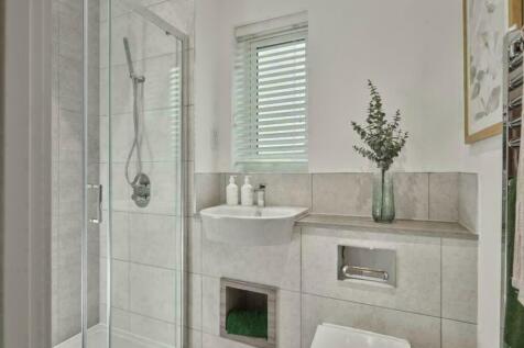 Master En-Suite
