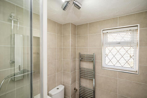19 Oldham Meadows-13