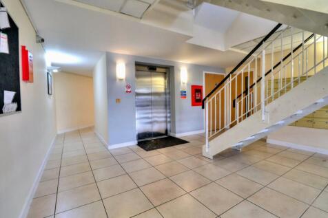 Communal entrance and lift