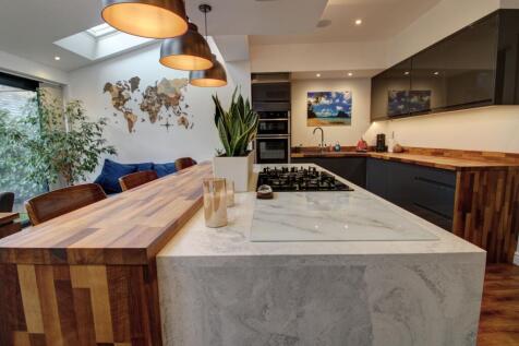 Kitchen 1