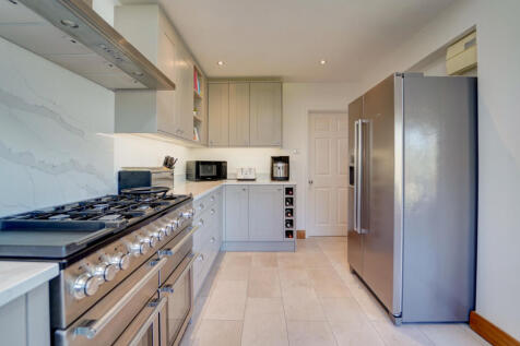 Kitchen Shot 2
