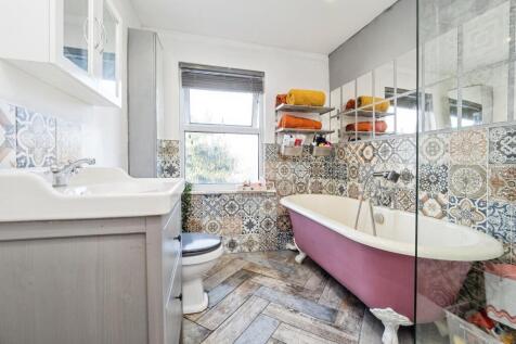 First Floor Bathroom