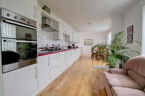 Kitchen 3