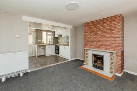 2025-04-12-80brookstreetastonclintonaylesburyhp225et-1001787980-1462