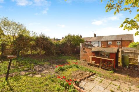 2025-04-12-80brookstreetastonclintonaylesburyhp225et-1001787980-1485