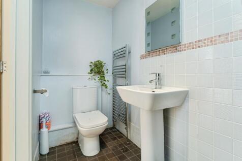 Lower Ground Shower Room