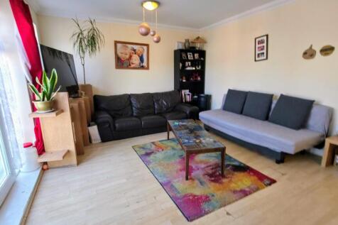 Open plan Lounge Kitchen