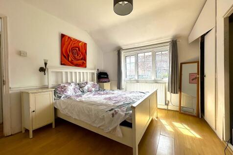 Master Front bedroom 