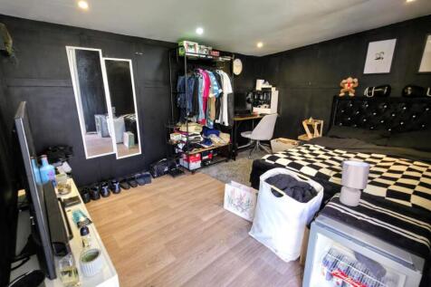 Games room/Guest room