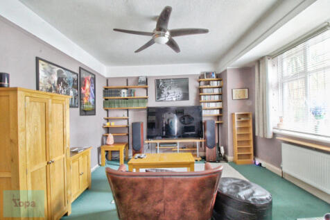 44f9df68-lounge