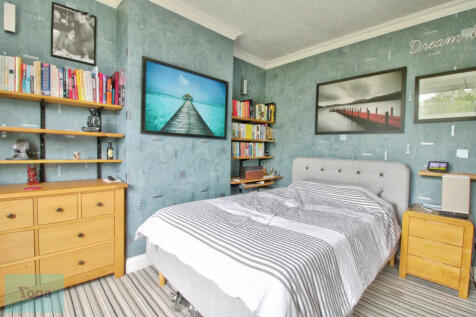 06afcefe-Bedroom