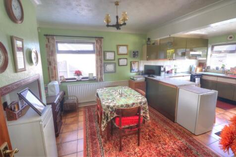 Dining Area 2