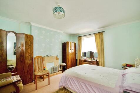 Bedroom 2 (1)