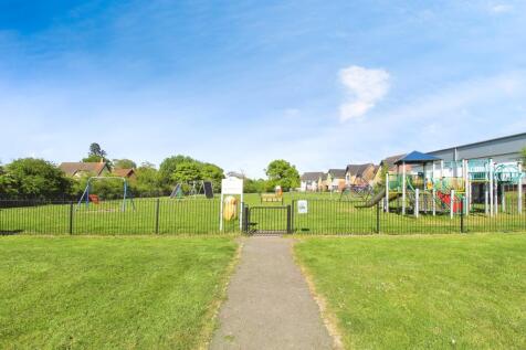 Park Close by