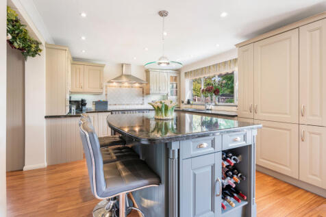 kitchen/family room