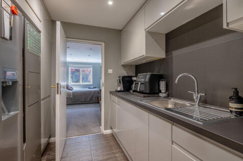 kitchen in annexe
