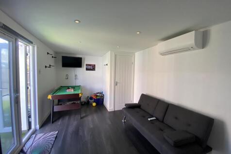 games room/studio