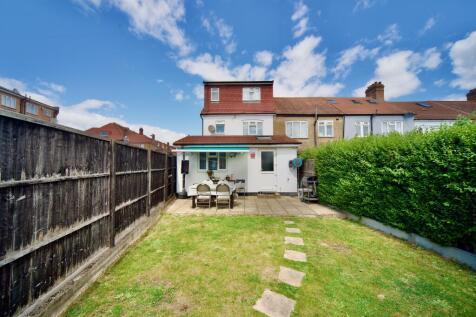 Rear Garden (1)